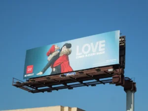 Các Loại Biển Quảng Cáo Ngoài Trời Và Cách Lựa Chọn