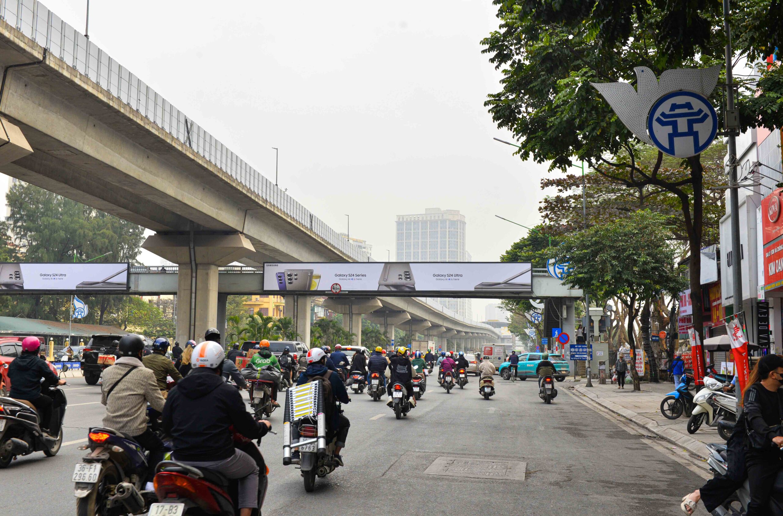 Ảnh xa hướng nhìn từ Trần Phú đi Nguyễn Trãi (CC)