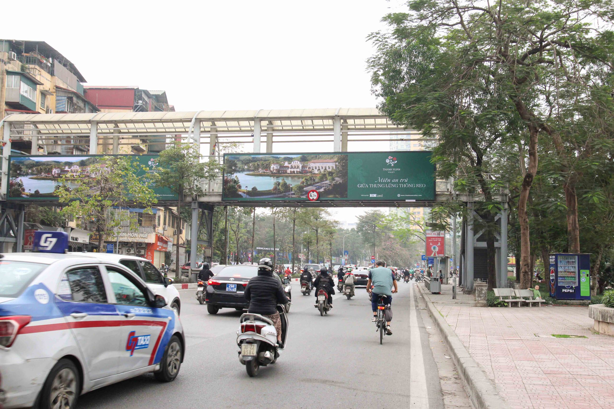 Ảnh xa hướng nhìn Liễu Giai đi Nguyễn Chí Thanh (CC)